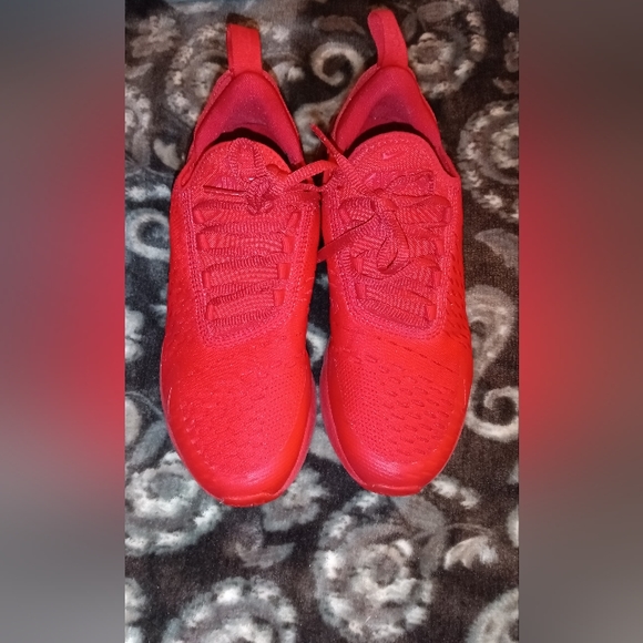 Nike Shoes - Nike Shoes VTM